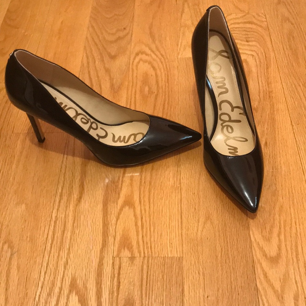 NWB Sam Edelman black patent heels